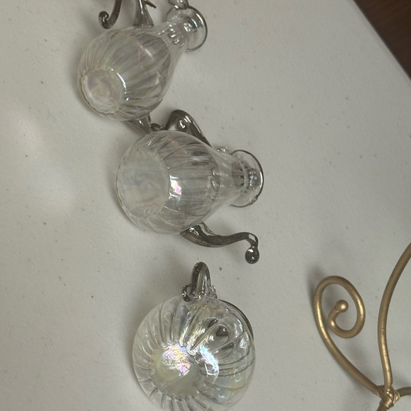 Dillards Trimmings Set of 3 Tea pots Blown Glass Ornaments - Picture 6 of 15